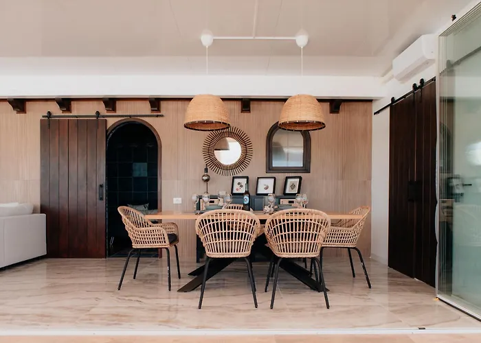 Blueattic Ла-Марета