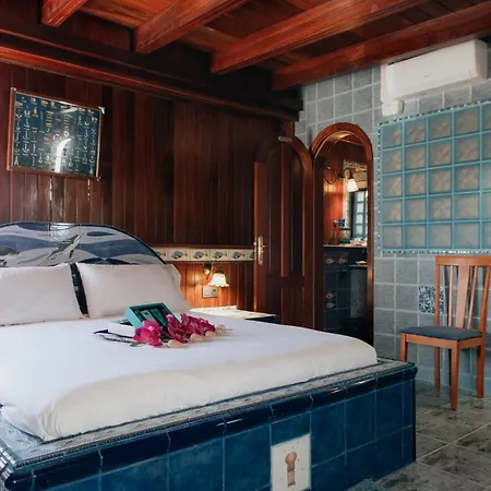 Blueattic Apartment La Mareta